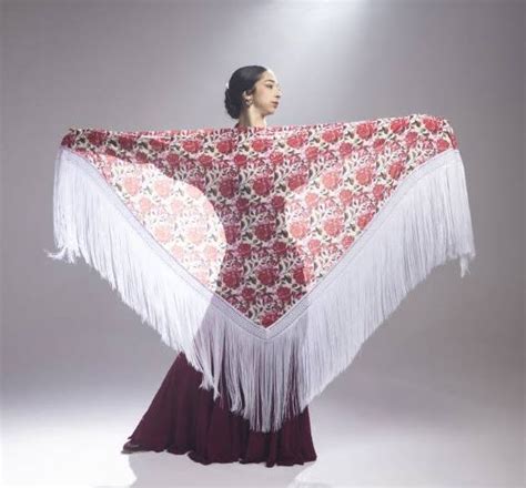 Regalo manton baile Continuara.org