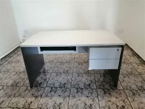 Regalo mesa escritorio Continuara.org