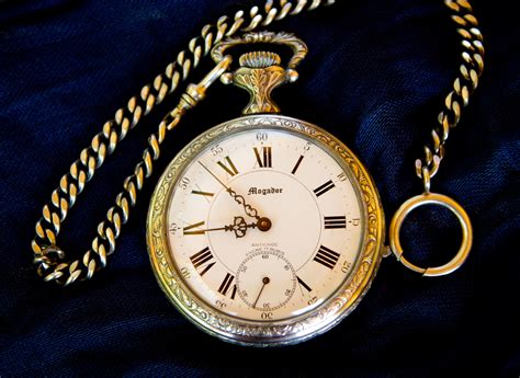 Reloj antiguo Continuara.org