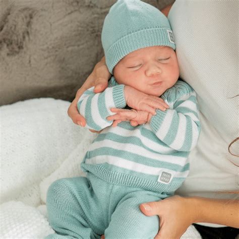 Ropa bebe primera Continuara.org