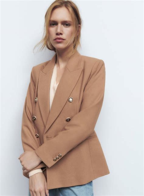 Ropa chaquetas Continuara.org