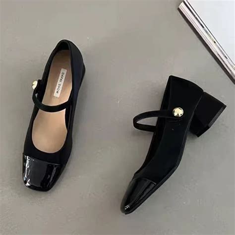 Ropa zapatos poco Continuara.org
