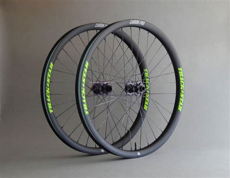 Ruedas carbono enduro Continuara.org