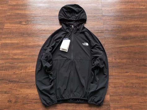 Sudadera cortavientos Continuara.org