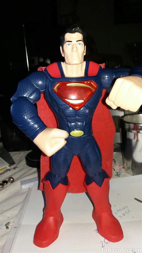 Superman muneco movimiento Continuara.org