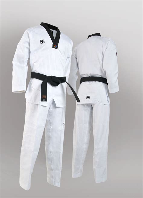 Taekwondo dobok Continuara.org
