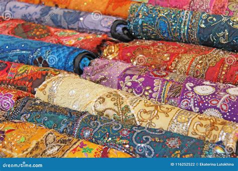 Tela india sari Continuara.org