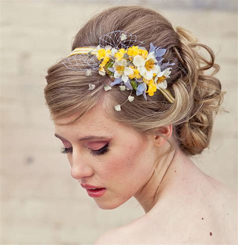Tocado floral Continuara.org