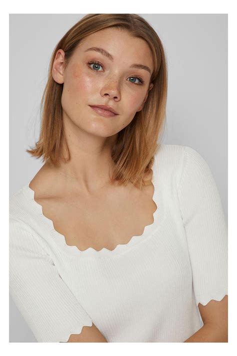 Top blanco talla Continuara.org