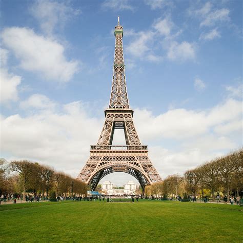 Torre eiffel Continuara.org
