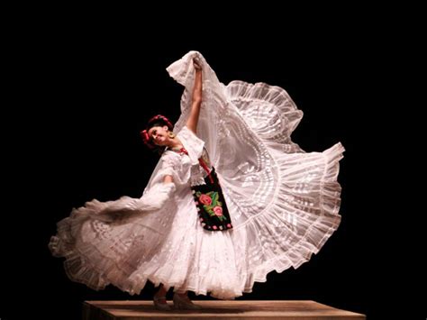 Traje baile Continuara.org