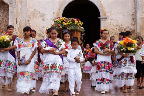 Traje campesina Continuara.org