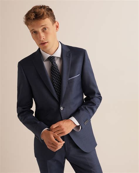 Traje chaqueta azul Continuara.org