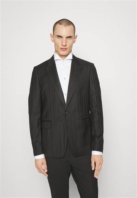 Traje chaqueta paul Continuara.org