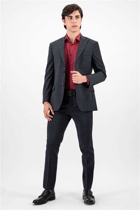 Traje completo Continuara.org