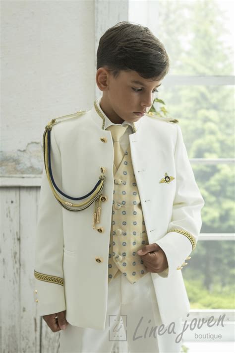 Traje comunion almirante Continuara.org
