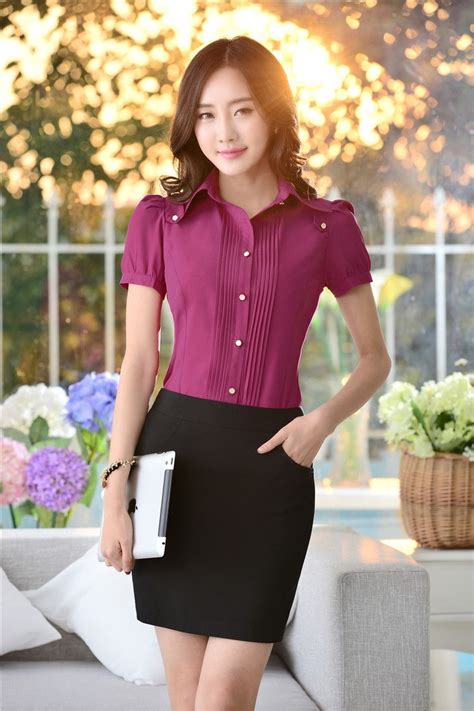 Traje falda blusa Continuara.org