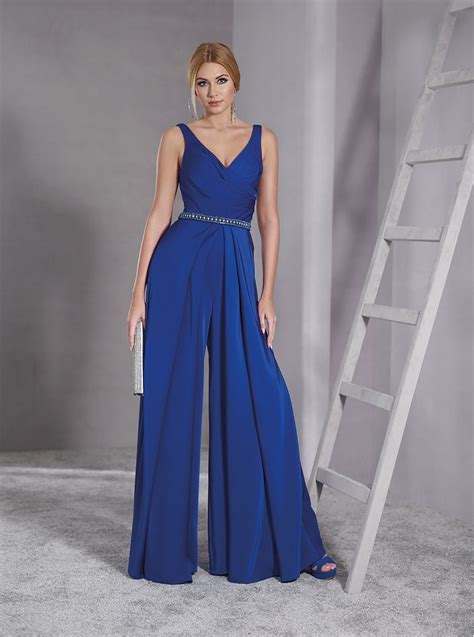 Traje fiesta azul Continuara.org