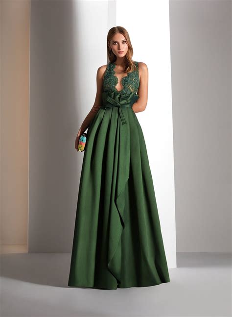 Traje fiesta verde Continuara.org