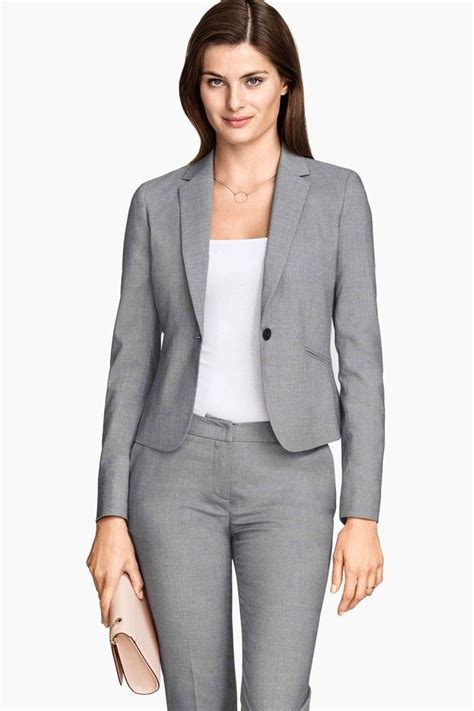 Traje gris mujer Continuara.org