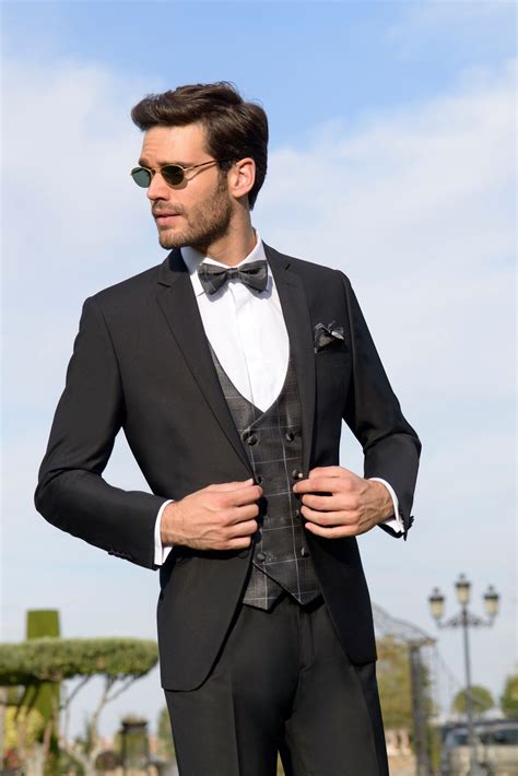 Traje novio tres Continuara.org