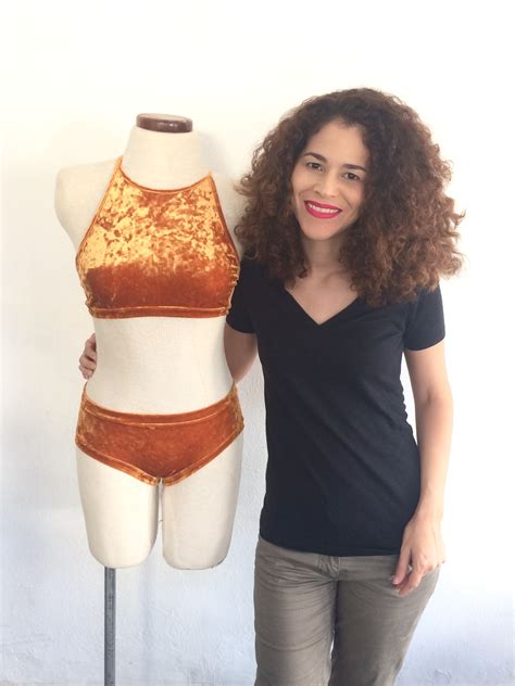 Traje pole dance Continuara.org