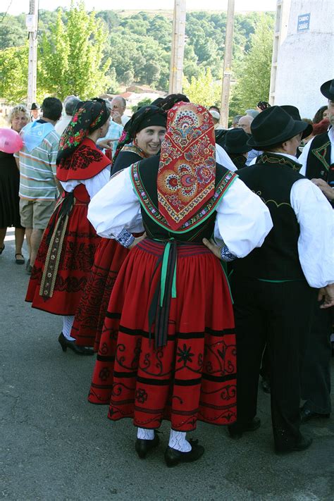Traje regional vasca Continuara.org