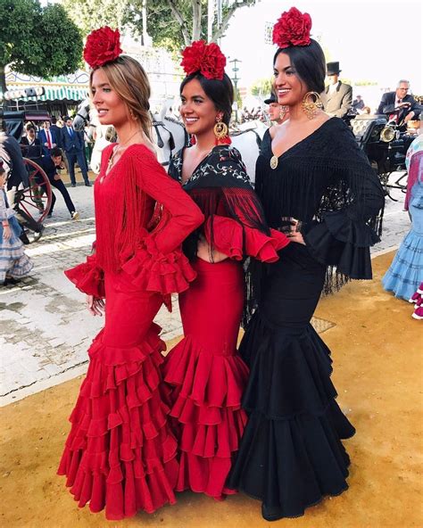 Trajes gitana Continuara.org
