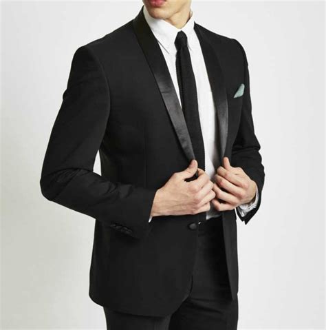 Trajes vestir Continuara.org