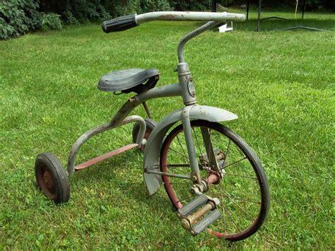 Triciclo retro Continuara.org
