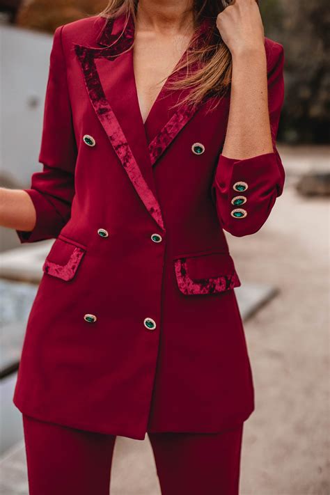 Ttraje chaqueta Continuara.org