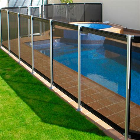 Valla piscina grande Continuara.org