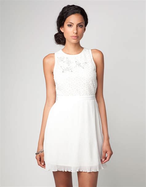 Vestido blanco Continuara.org