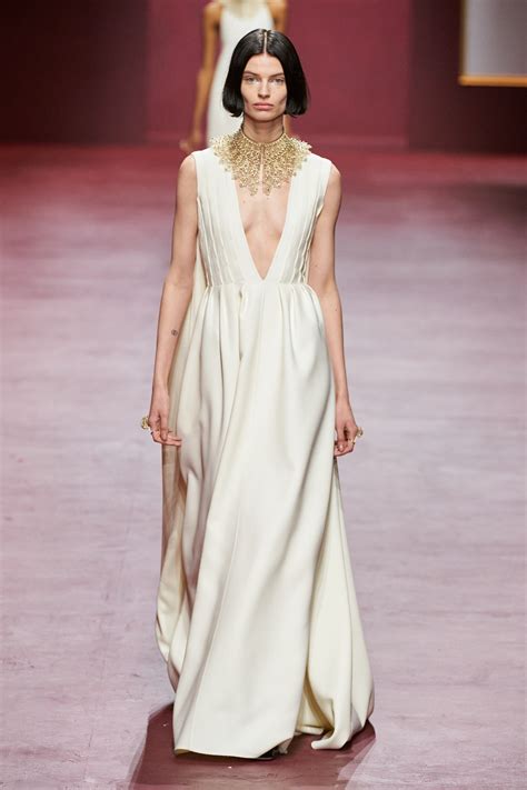 Vestido dior Continuara.org