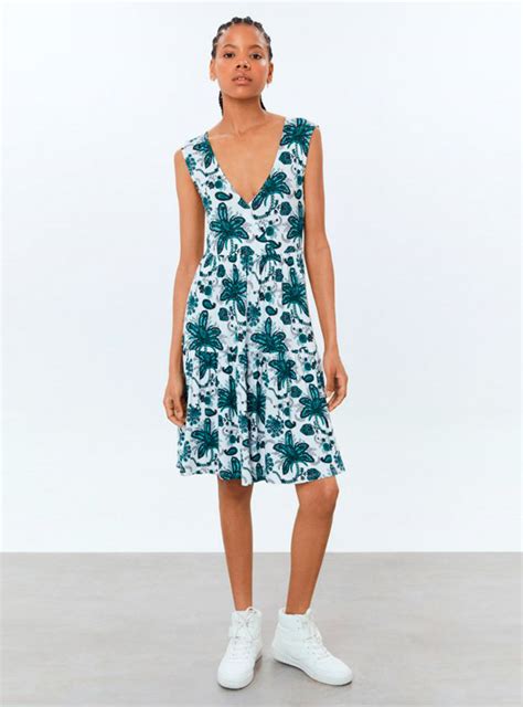 Vestido estampado escote Continuara.org