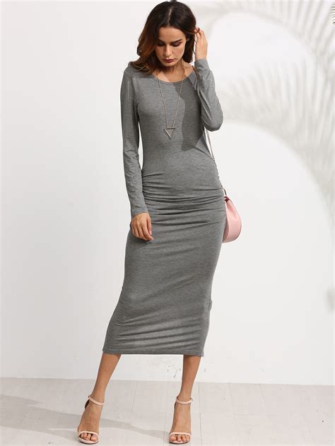 Vestido gris espalda Continuara.org