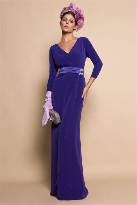 Vestido madrina marca Continuara.org