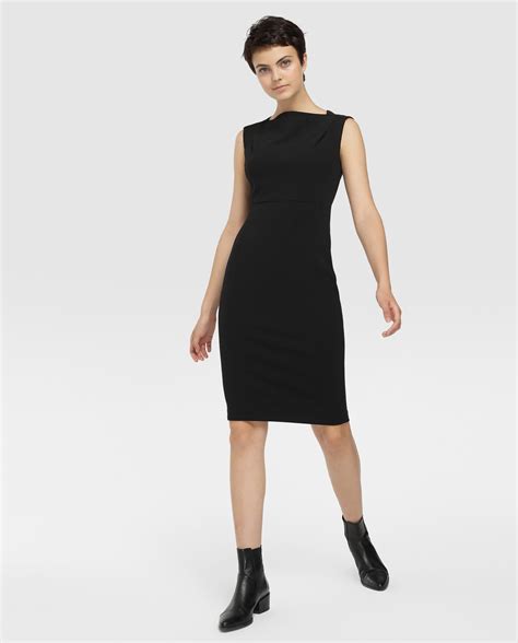 Vestido negro basico Continuara.org