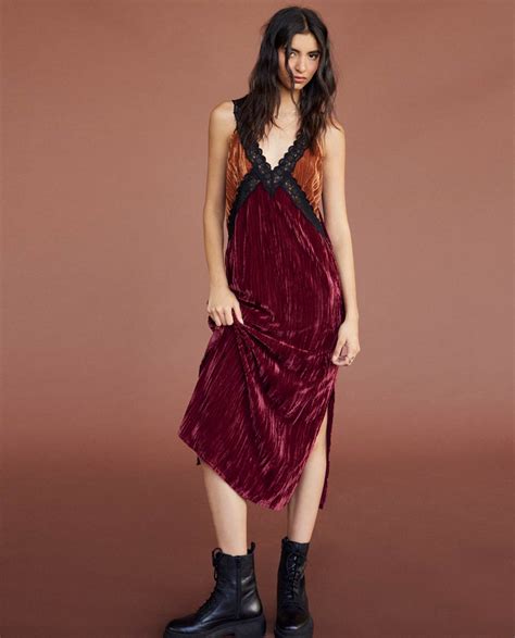Vestido terciopelo caramelo Continuara.org