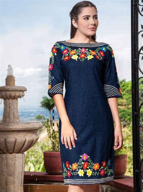 Vestidos bordados Continuara.org