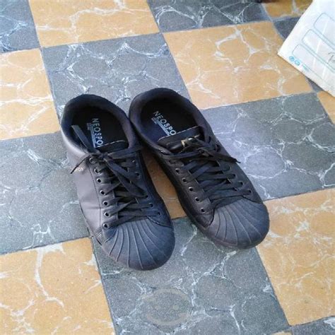 Zapatillas casi nuevas Continuara.org