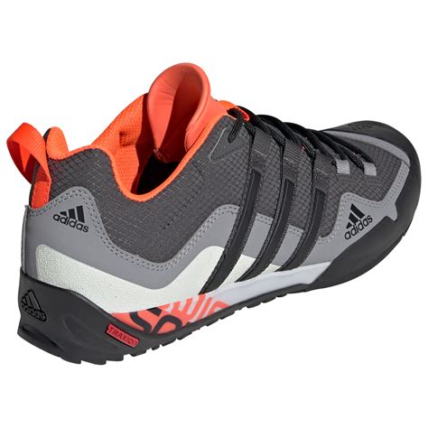 Zapatillas solo Continuara.org