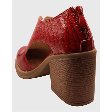 Zapato abierto rojo Continuara.org