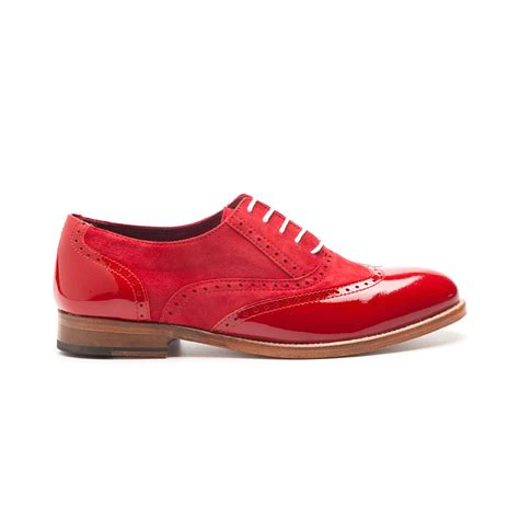 Zapato rojo Continuara.org