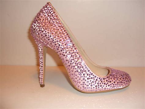 Zapato rosa cristales Continuara.org