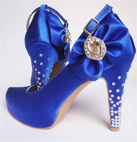 Zapatos azules Continuara.org