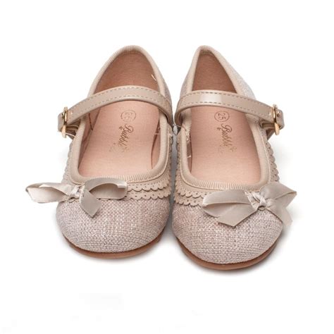 Zapatos beige ceremonia Continuara.org