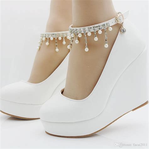Zapatos blancos Continuara.org