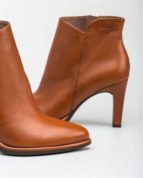 Zapatos botines marron Continuara.org