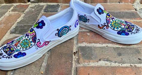 Zapatos calaveras Continuara.org